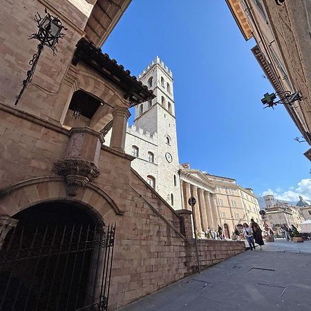 La Loggia Di Portica Residenza Storica Nel Centro Di Assisi公寓 外观 照片