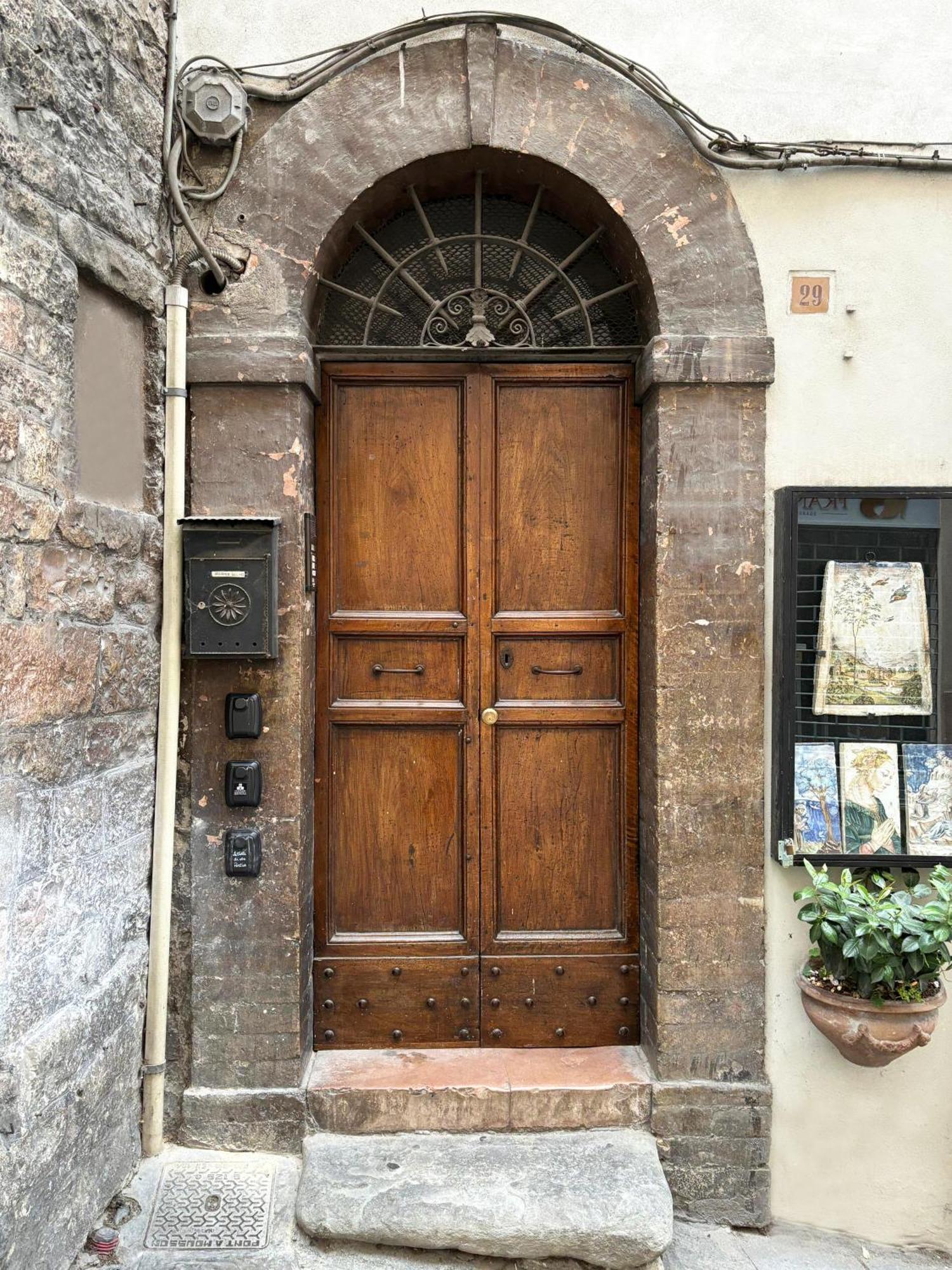 La Loggia Di Portica Residenza Storica Nel Centro Di Assisi公寓 外观 照片