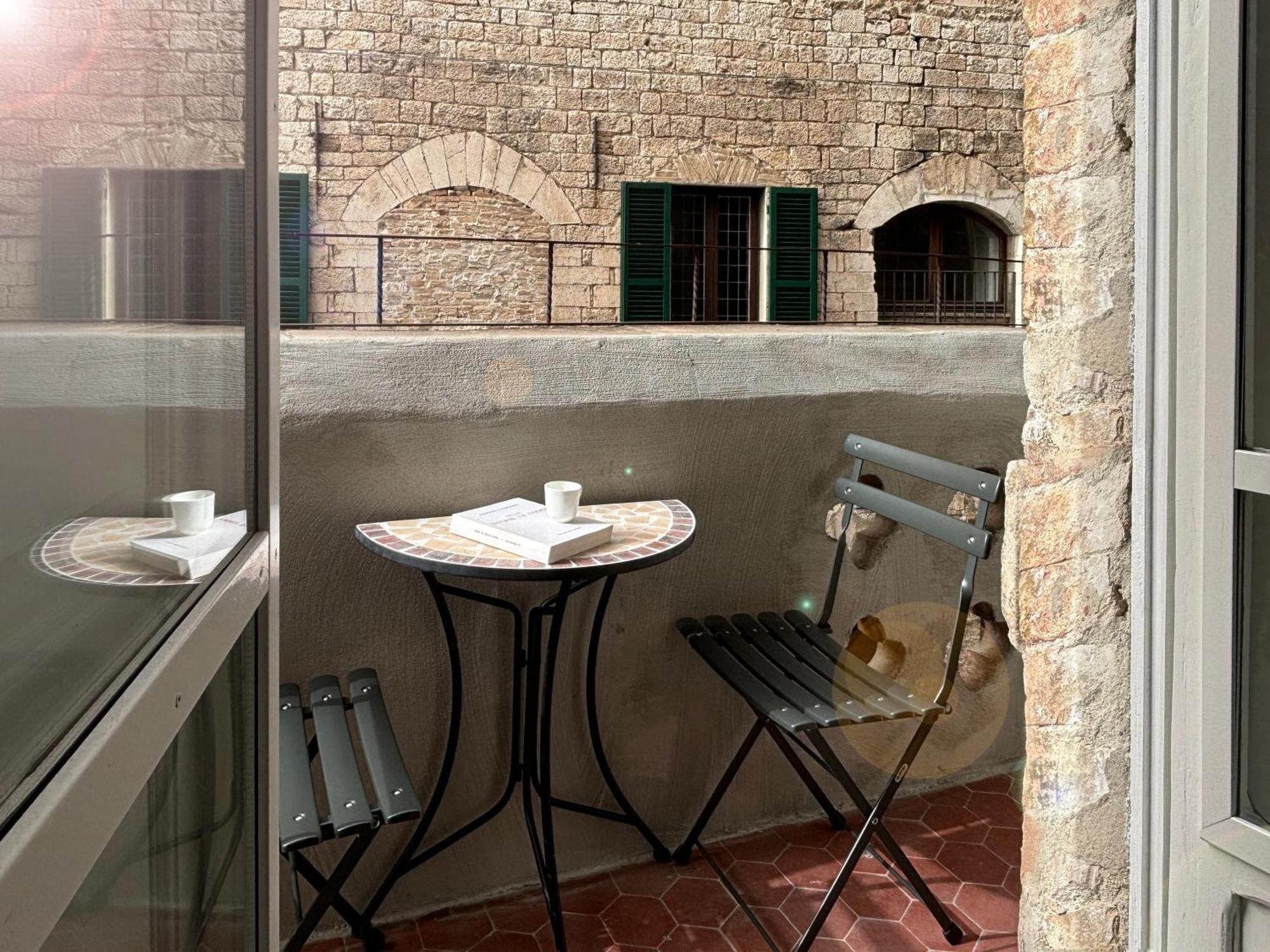 La Loggia Di Portica Residenza Storica Nel Centro Di Assisi公寓 外观 照片